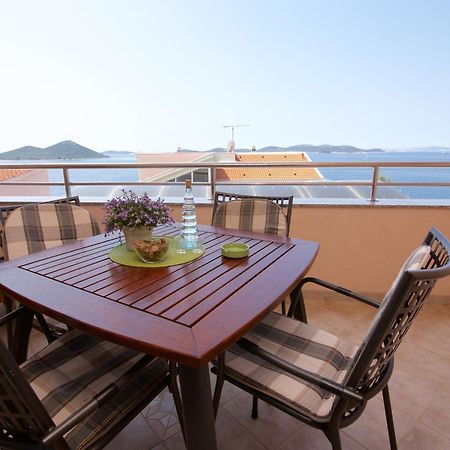 Lea Apartments Drage Exterior foto